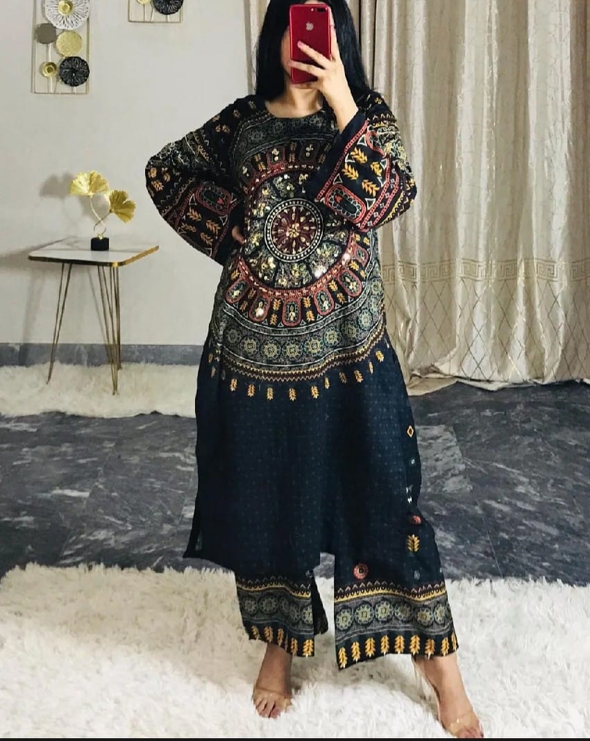 Lawn Digital Mirror 2 piece Suit