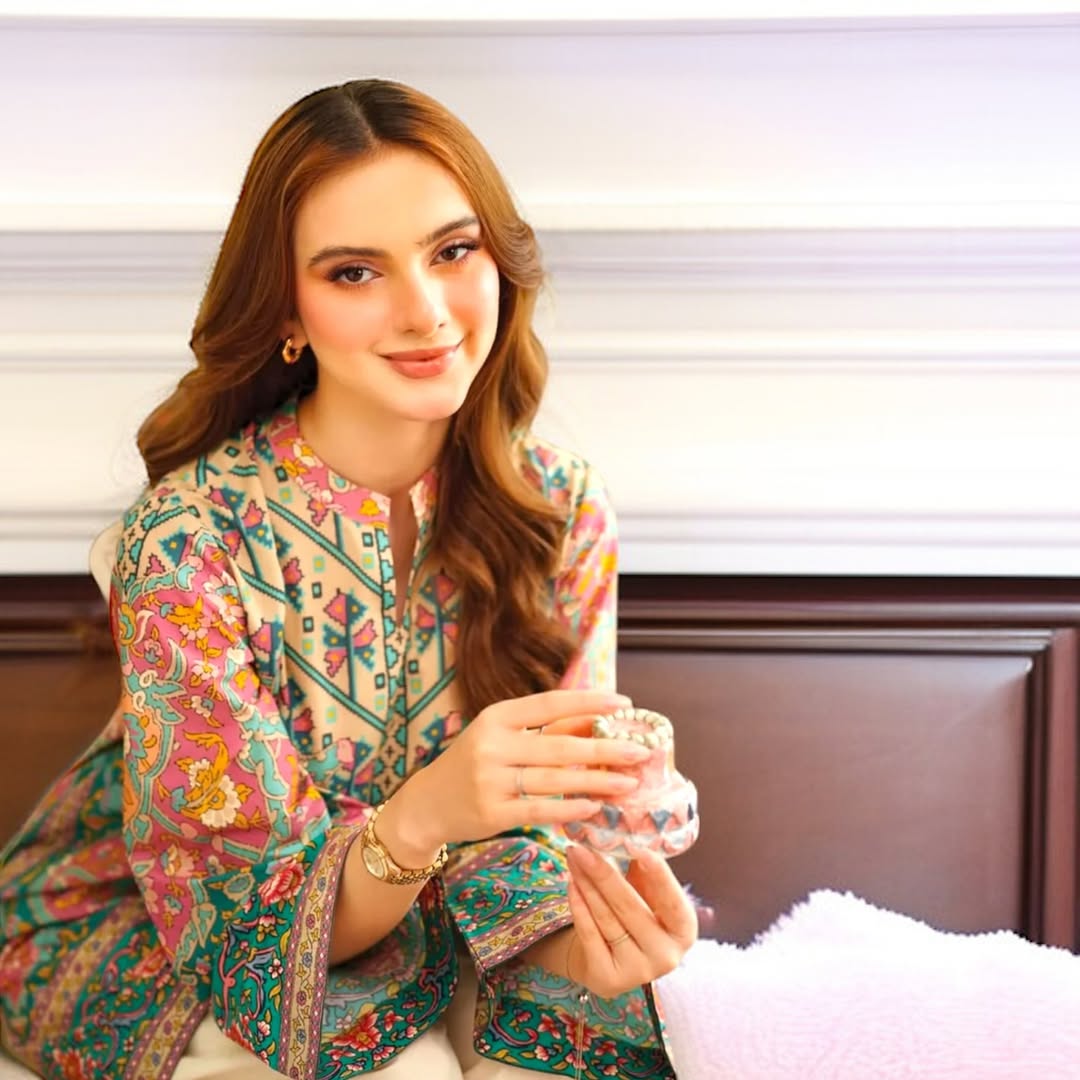 PREMIUM SILK CHAPTER